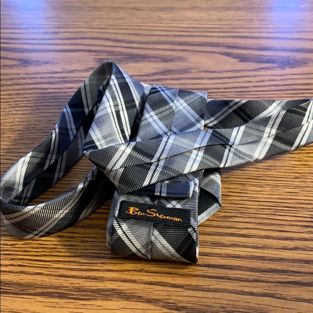 Ben Sherman tie